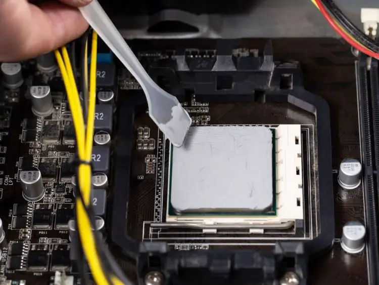 Guide to fix excessive thermal paste on a CPU